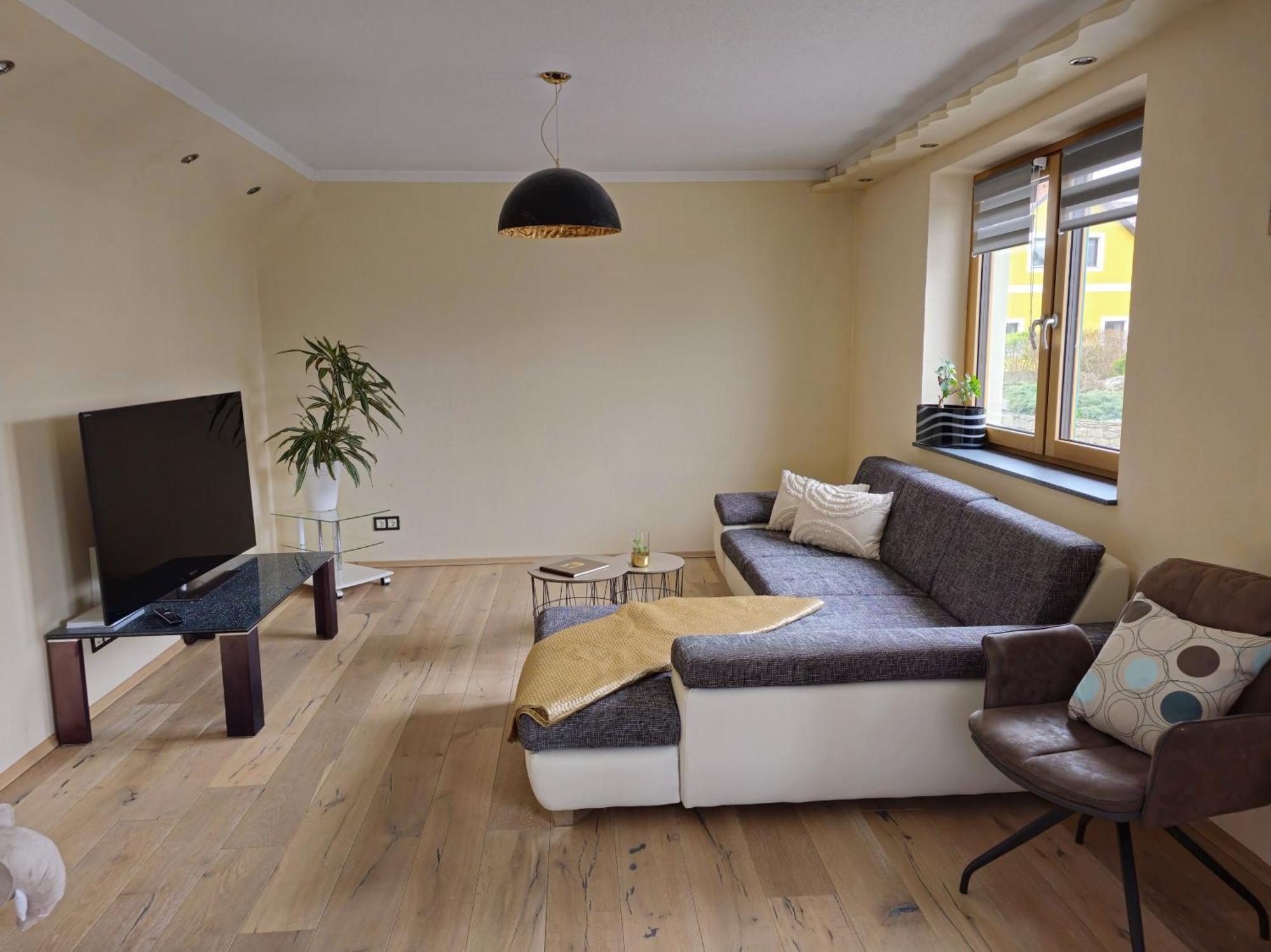 Anderl Apartment *